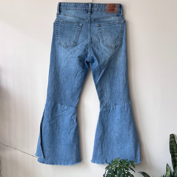 Gently Worn Lucky Brand & Co. Bridgette Customized Flare Jean - Picture 12 of 15